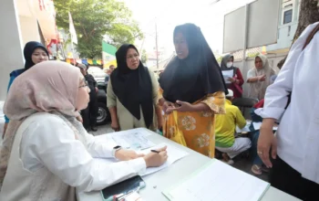 Beras hingga Ikan Segar, Ini Bantuan Pangersa untuk Warga Kota Bandung 3 Beras hingga Ikan Segar, Ini Bantuan Pangersa untuk Warga Kota Bandung