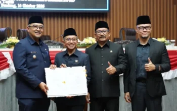 DPRD Kota Bandung Bahas 4 Raperda Baru, Ini Rinciannya 10 DPRD Kota Bandung Bahas 4 Raperda Baru, Ini Rinciannya