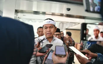 Dedi Mulyadi Soroti Pinjol dan Judol di Jabar 2 Dedi Mulyadi Soroti Pinjol dan Judol di Jabar