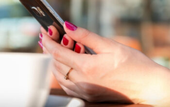 Digital Detox Saat Weekend: Cara Mengurangi Screen Time Tanpa Merasa Bosan