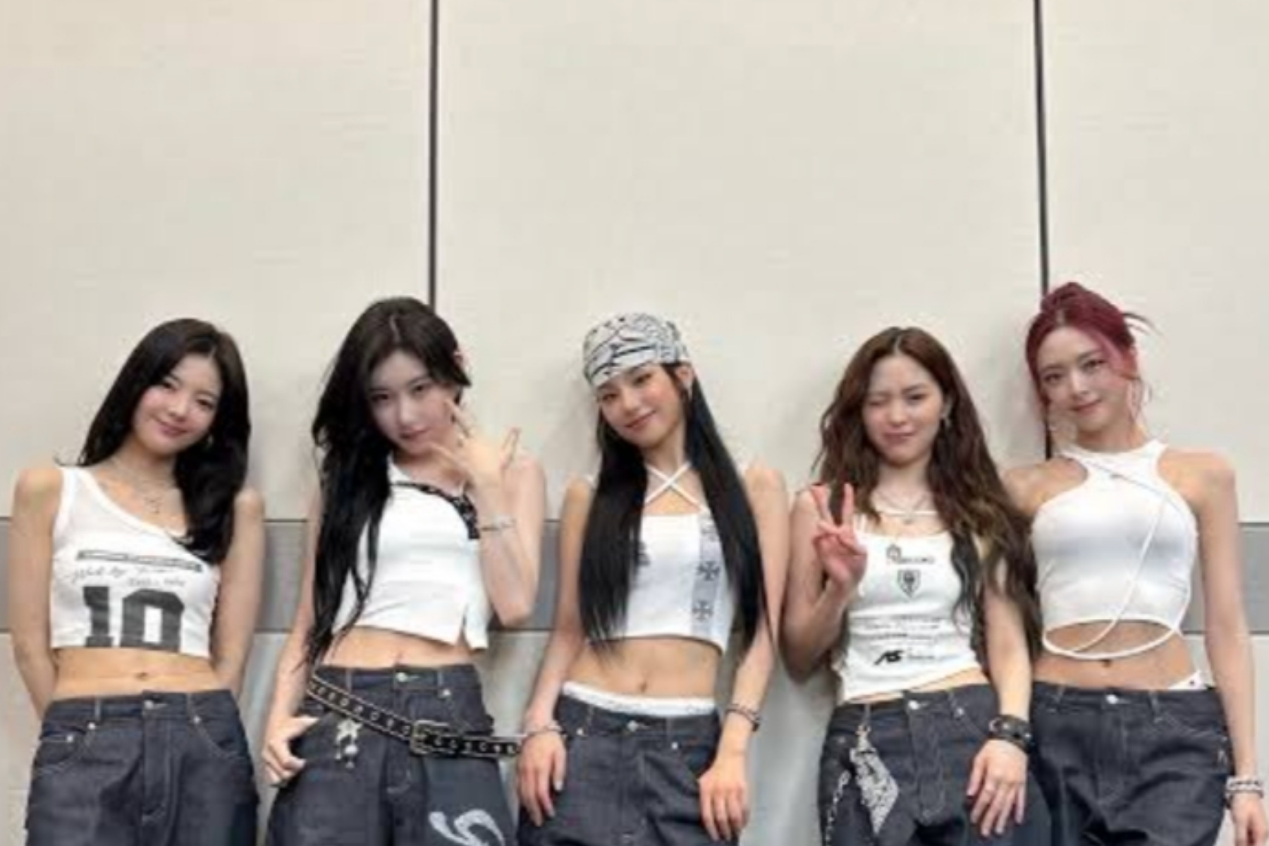 ITZY Tutup Tur Dunia TUNNEL VISION di Singapura, Chaeryeong Siap Debut Solo