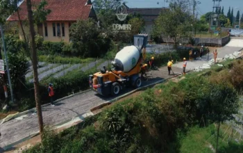 Jabar Siapkan 18 Mobile Batching Plant untuk Bangun Jalan Desa 3 Jabar Siapkan 18 Mobile Batching Plant untuk Bangun Jalan Desa