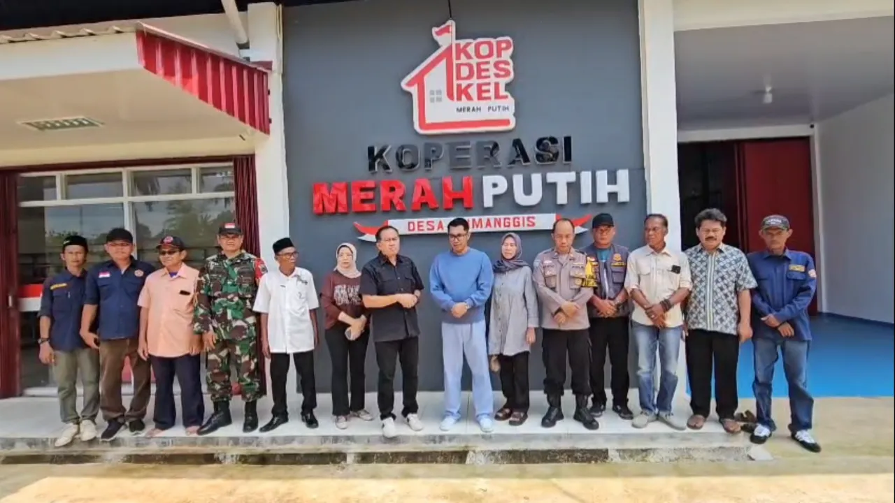 Kadis KopUKM Kabupaten Bogor Tinjau Koperasi Merah Putih Desa Cimanggis Bojonggede