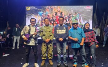 Ketua APDESI Kabupaten Bogor Beri Apresiasi di Hari Jadi ke-111 Desa Parung Panjang 4 Ketua APDESI Kabupaten Bogor Beri Apresiasi di Hari Jadi ke-111 Desa Parung Panjang