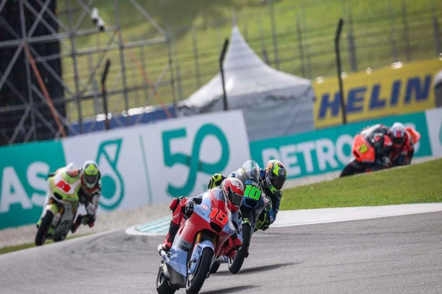 Manuel Gonzalez Tercepat di Practice Moto2 Malaysia 2026, Mario Aji Lolos Q2!