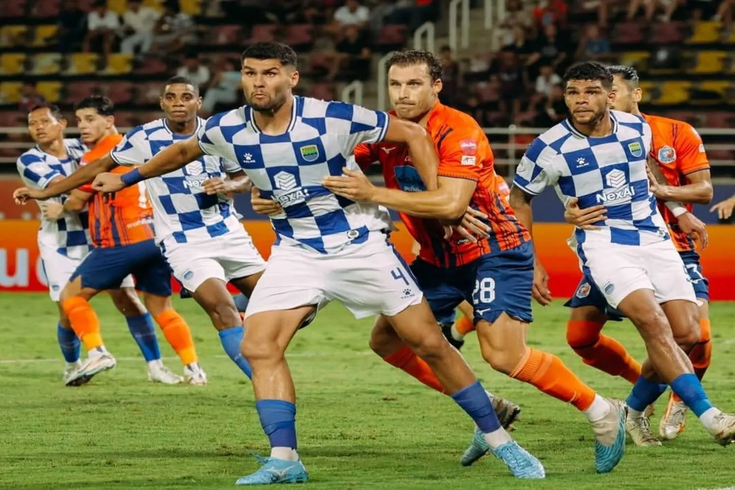 Persib Bandung Bantai Port FC 3-1 di Thailand