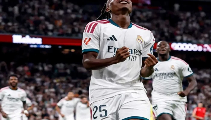 Real Madrid Amankan Tiga Poin meski Bermain dengan 10 Pemain