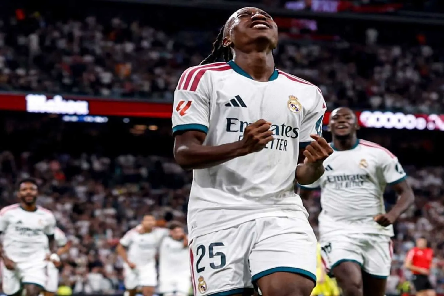 Real Madrid Amankan Tiga Poin meski Bermain dengan 10 Pemain