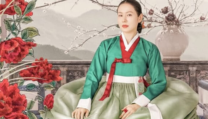 Son Ye Jin Bicara soal The Scandal, Karier, dan Kehidupan sebagai Ibu