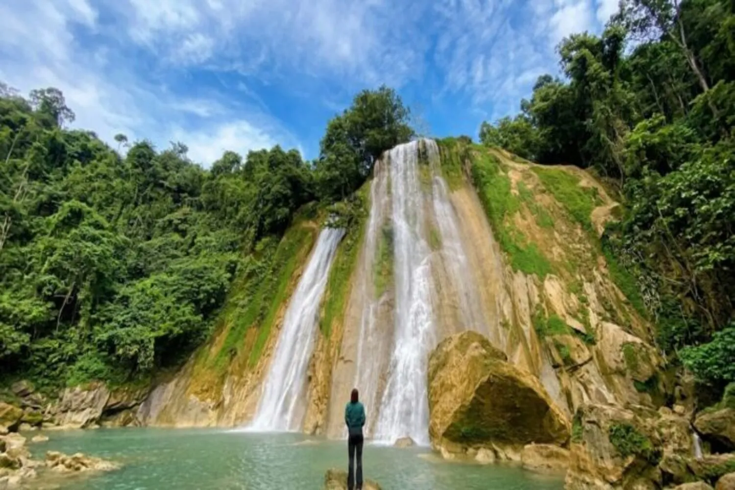 Sukabumi Meledak! 10 Surga Tersembunyi Ini Wajib Kamu Jelajahi Sebelum Ketinggalan Tren!